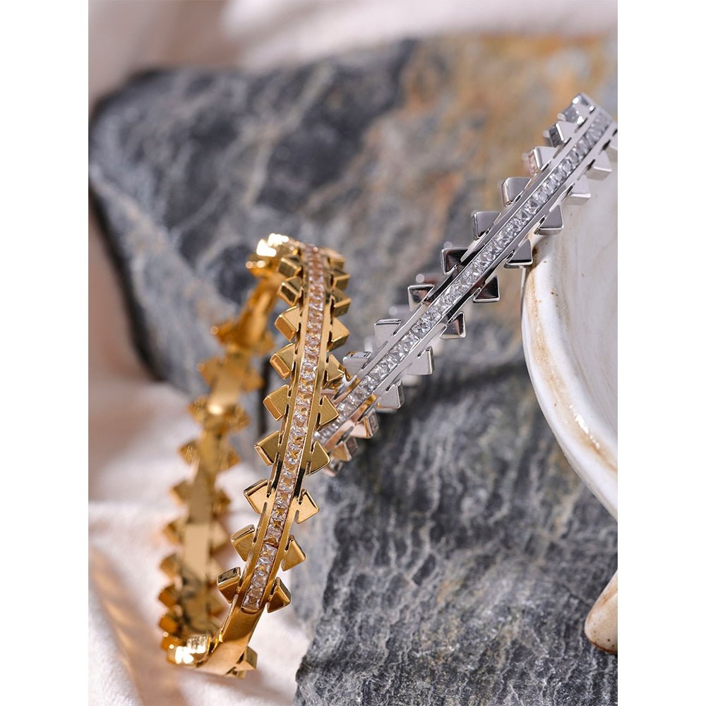 Queen of Spades Bangle - Stella Sage