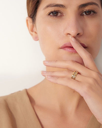 Triple Conjunction Ring Set
