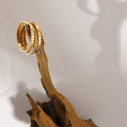 Triple Conjunction Ring Set